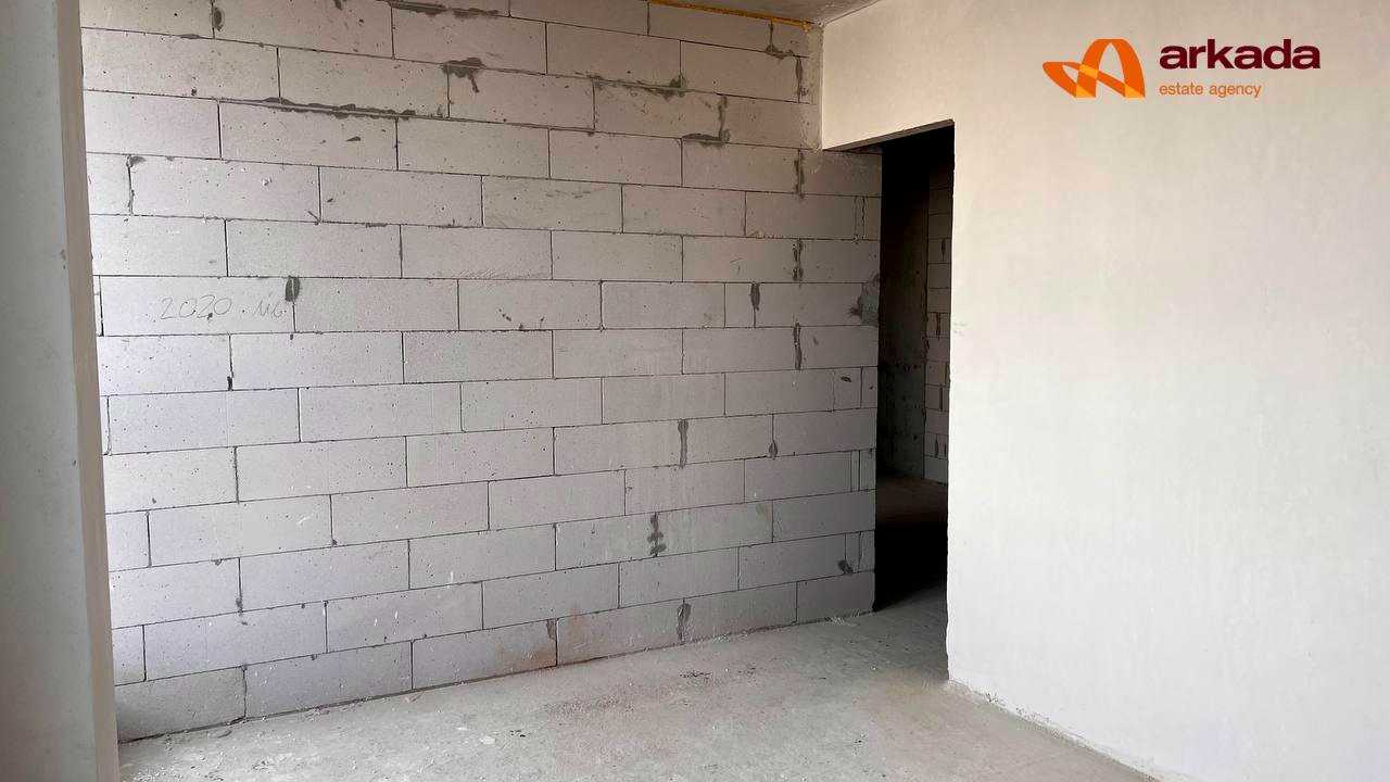1858816693184324