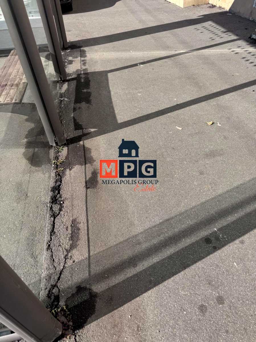 1858828417378366.jpg