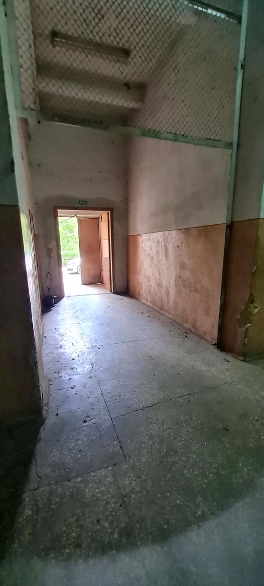 1858899692599757