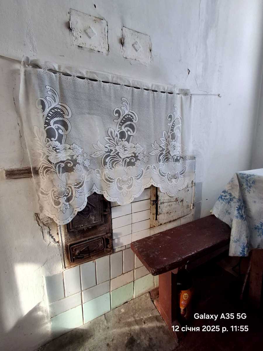 1858907393351066