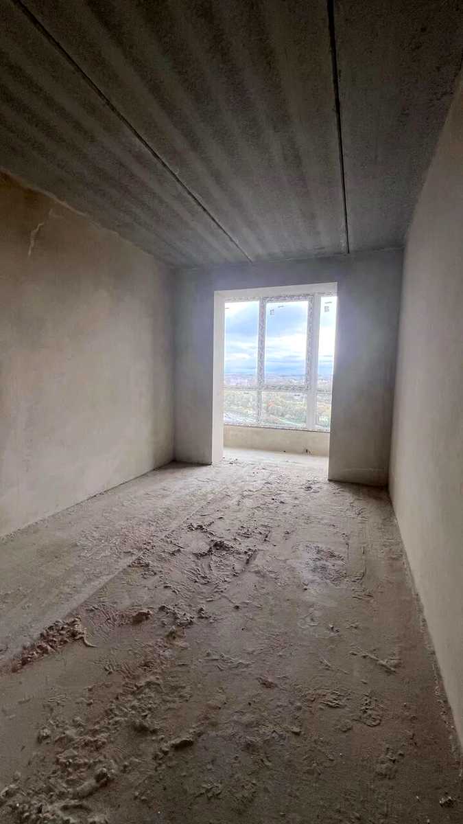 1858912025442859