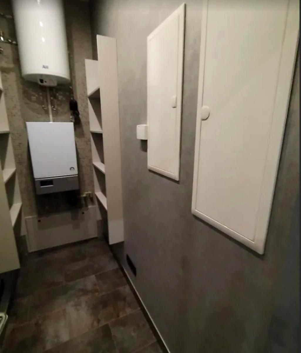 1859007456940761