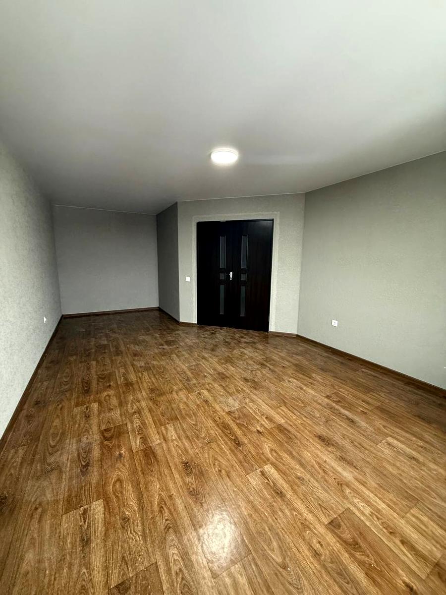 1859173632787378