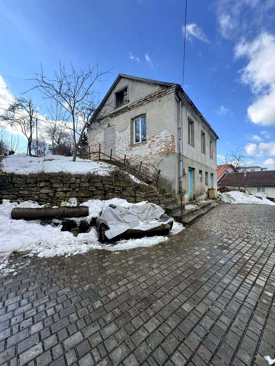 1859193882041696