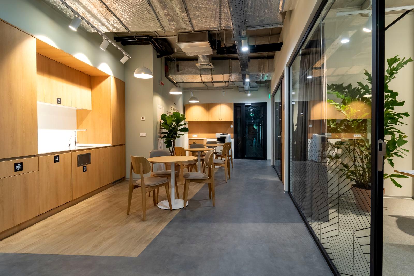 1859283125834897