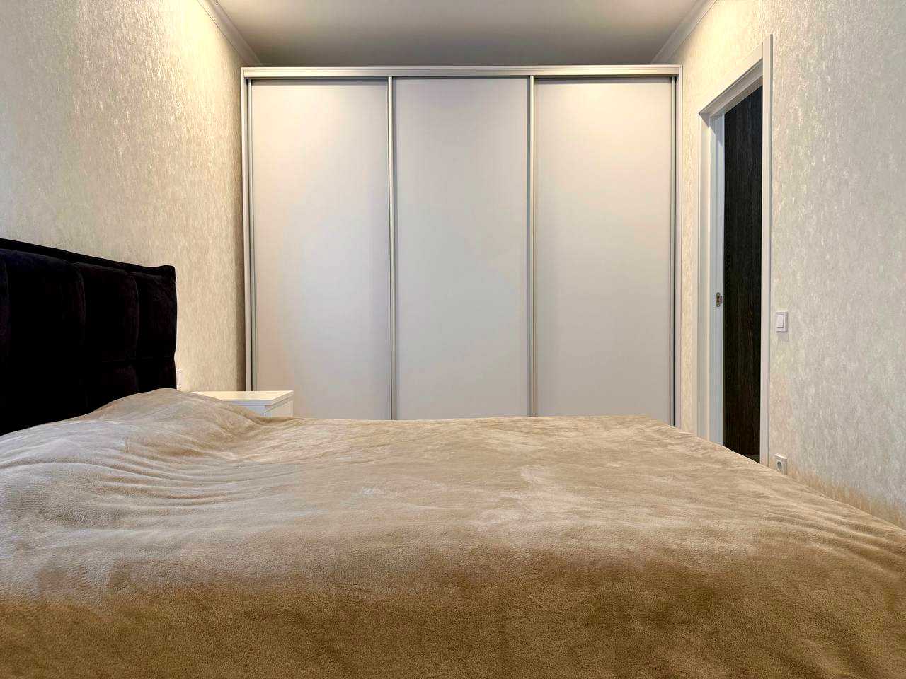 1859283575277259