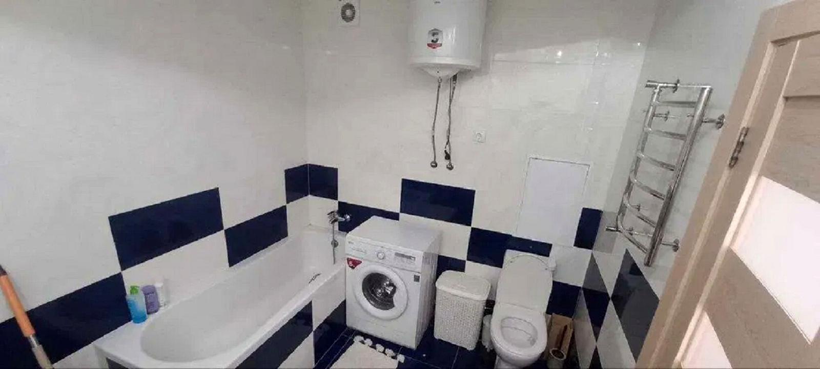 1859288421350447