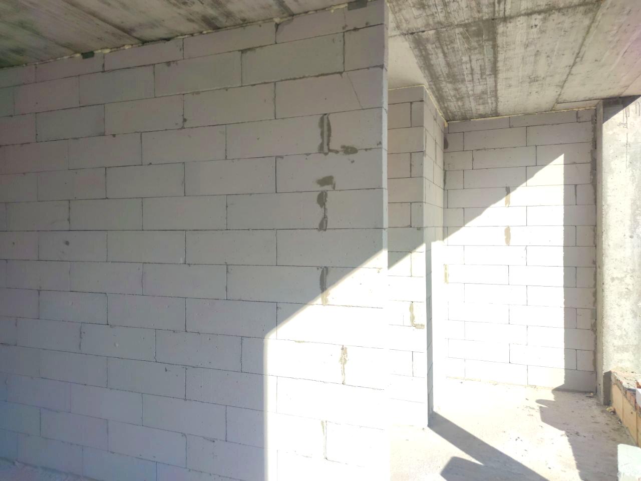 1859378886325853