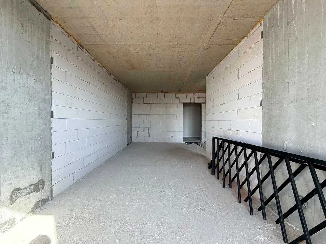 1859458270384793
