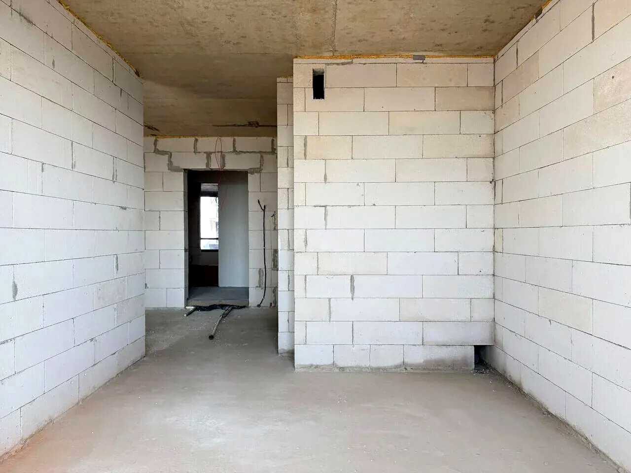 1859458271253098