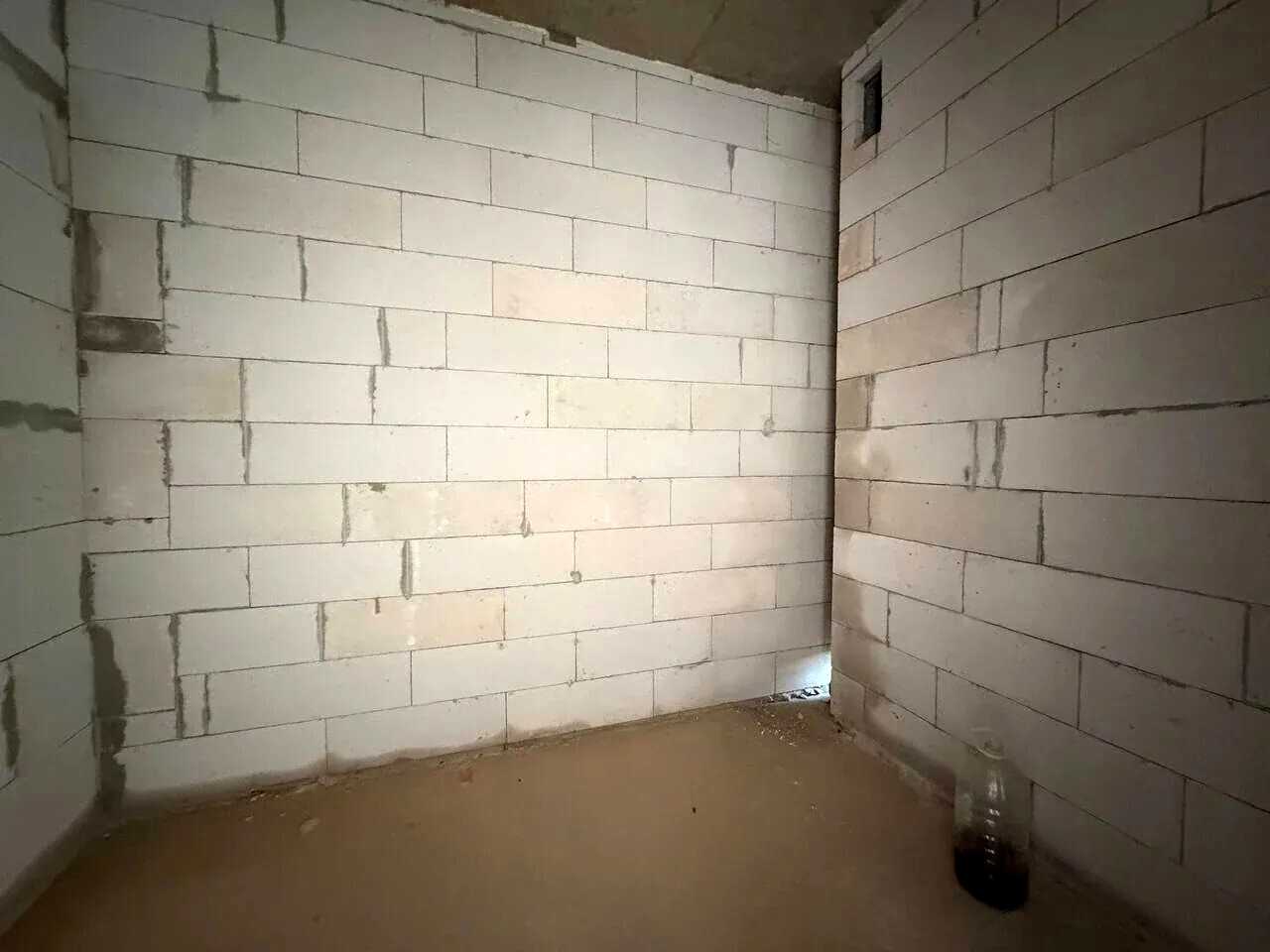 1859458271699087
