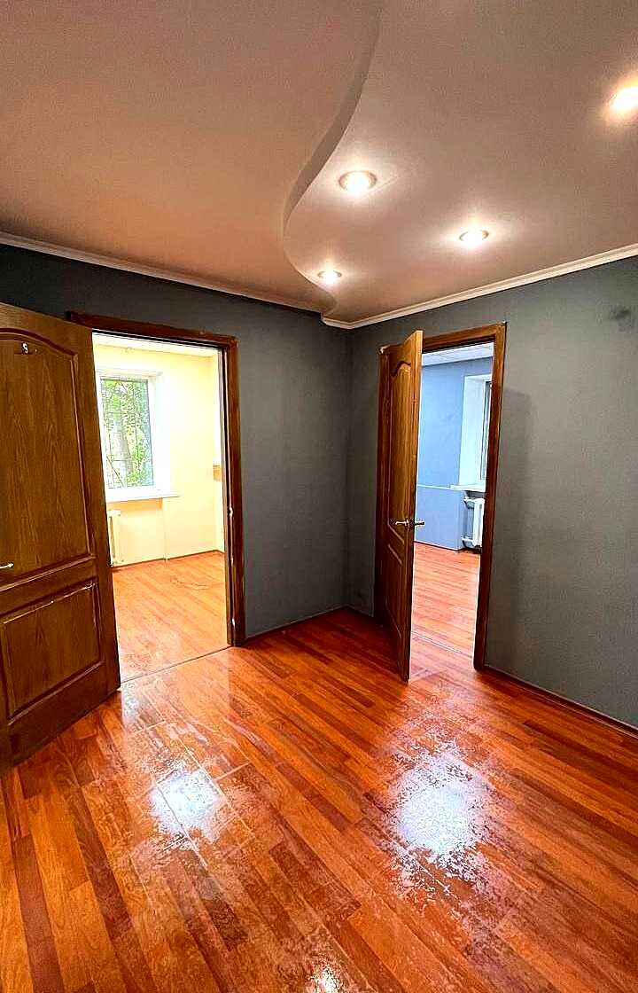 1859467036064381