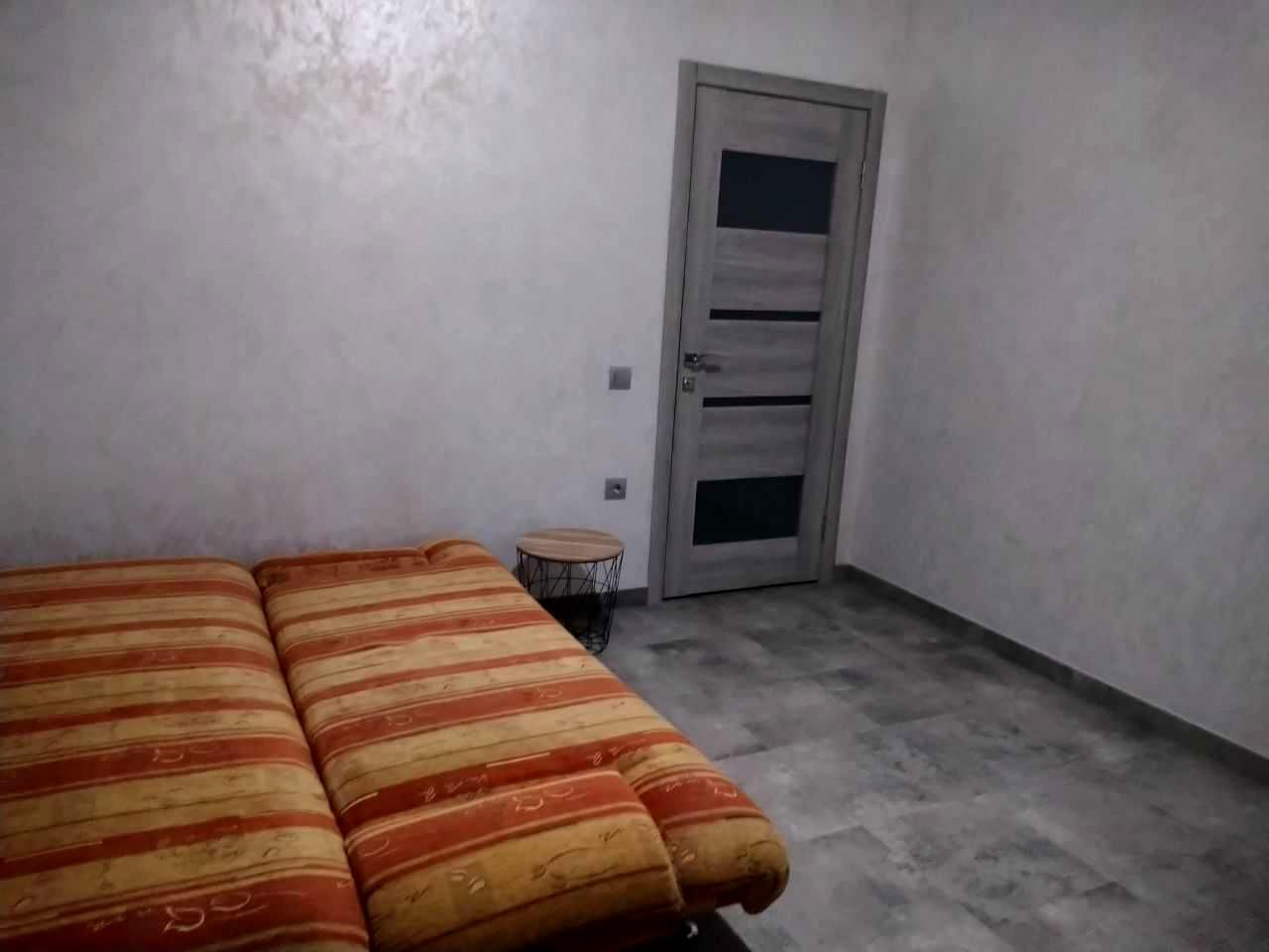 1859469910684176
