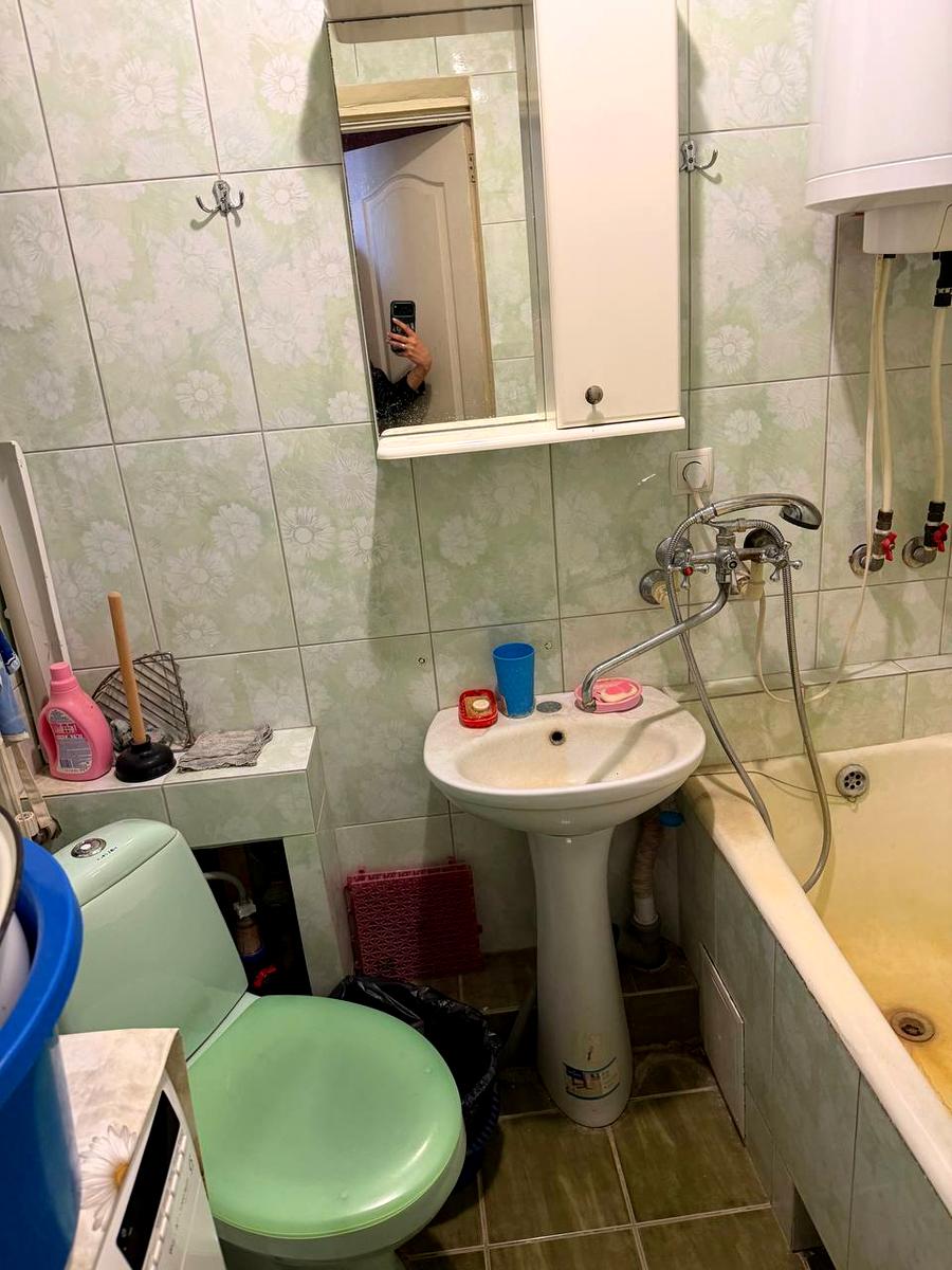 1859491597186520