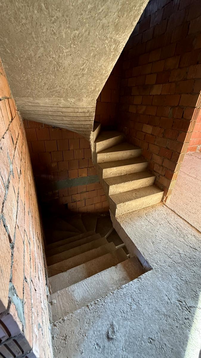 1859537767107730