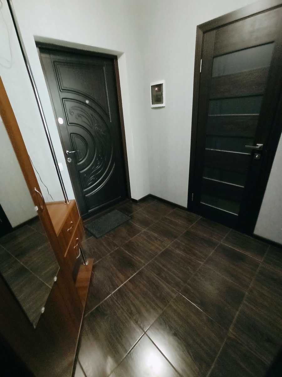 1859544490454375