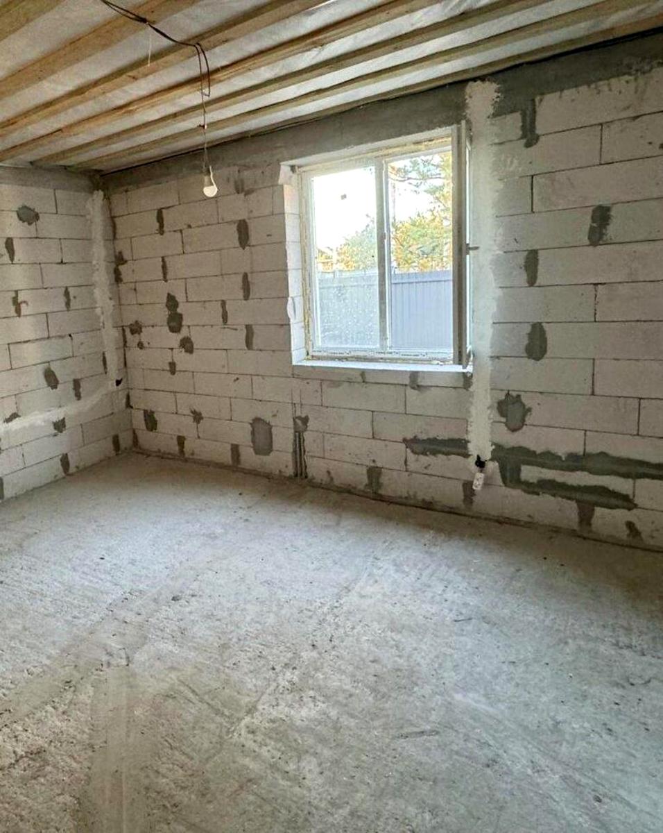 1859549981143987
