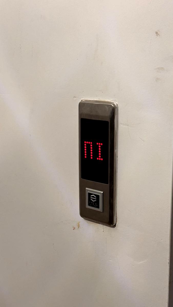 1859564511625343