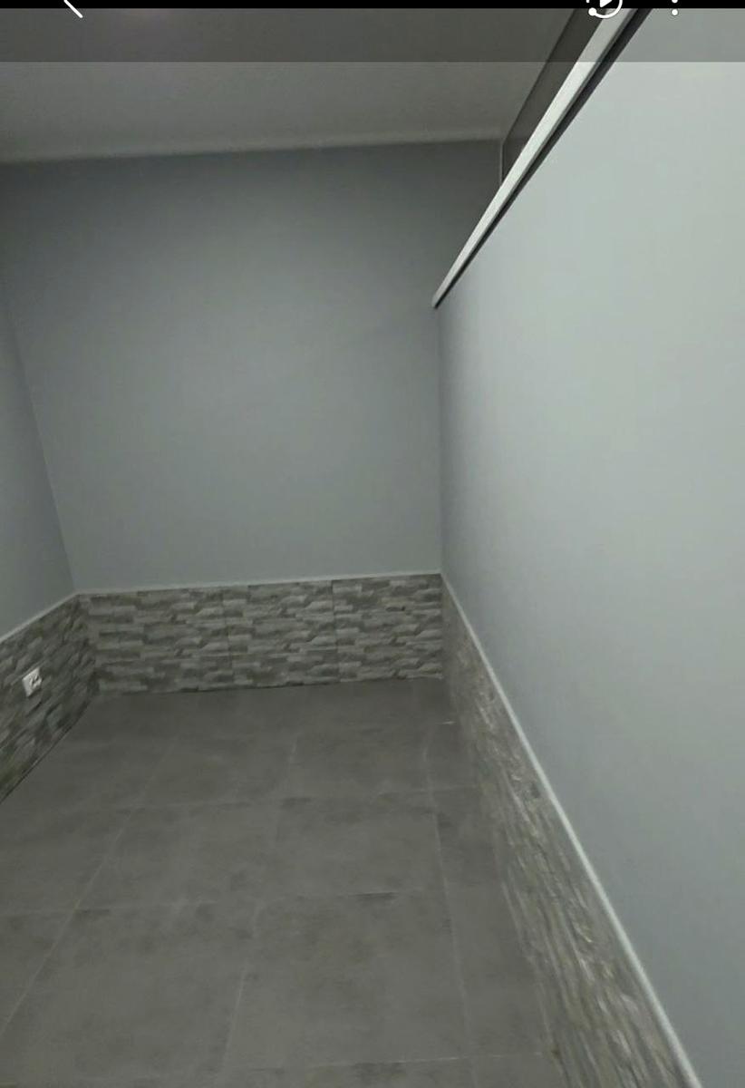 1859568841239043