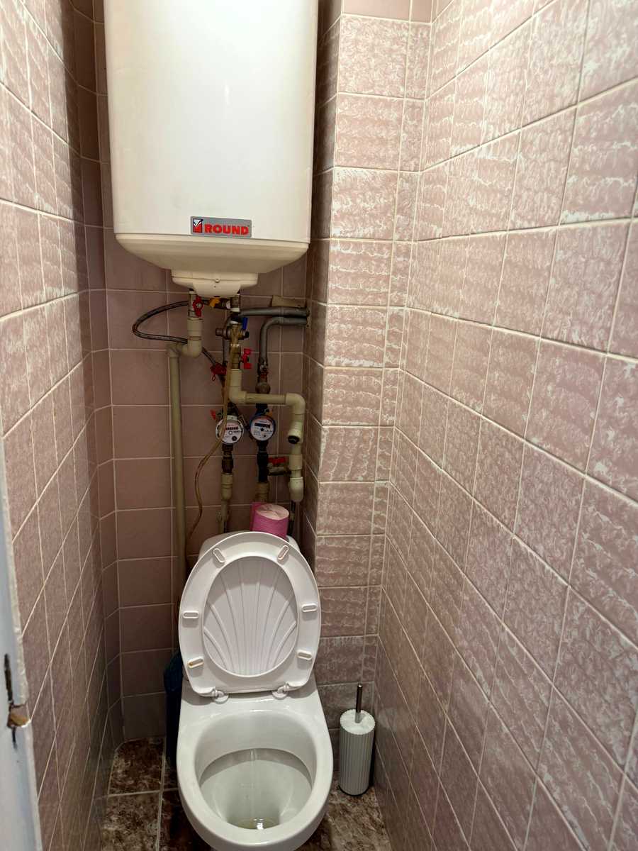1859569589133057