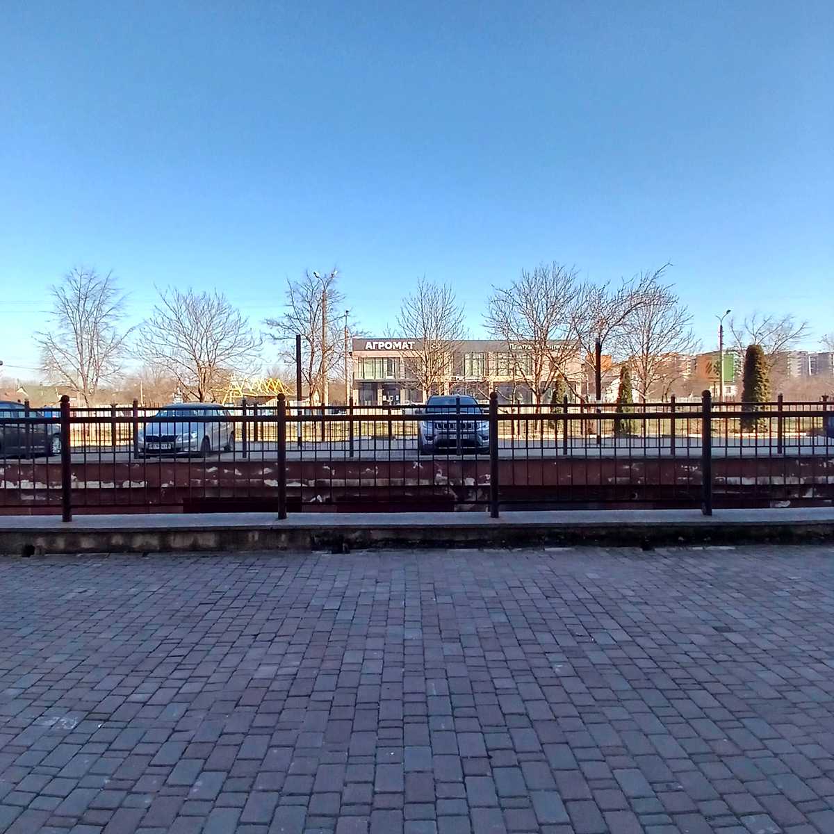 1859581448906991