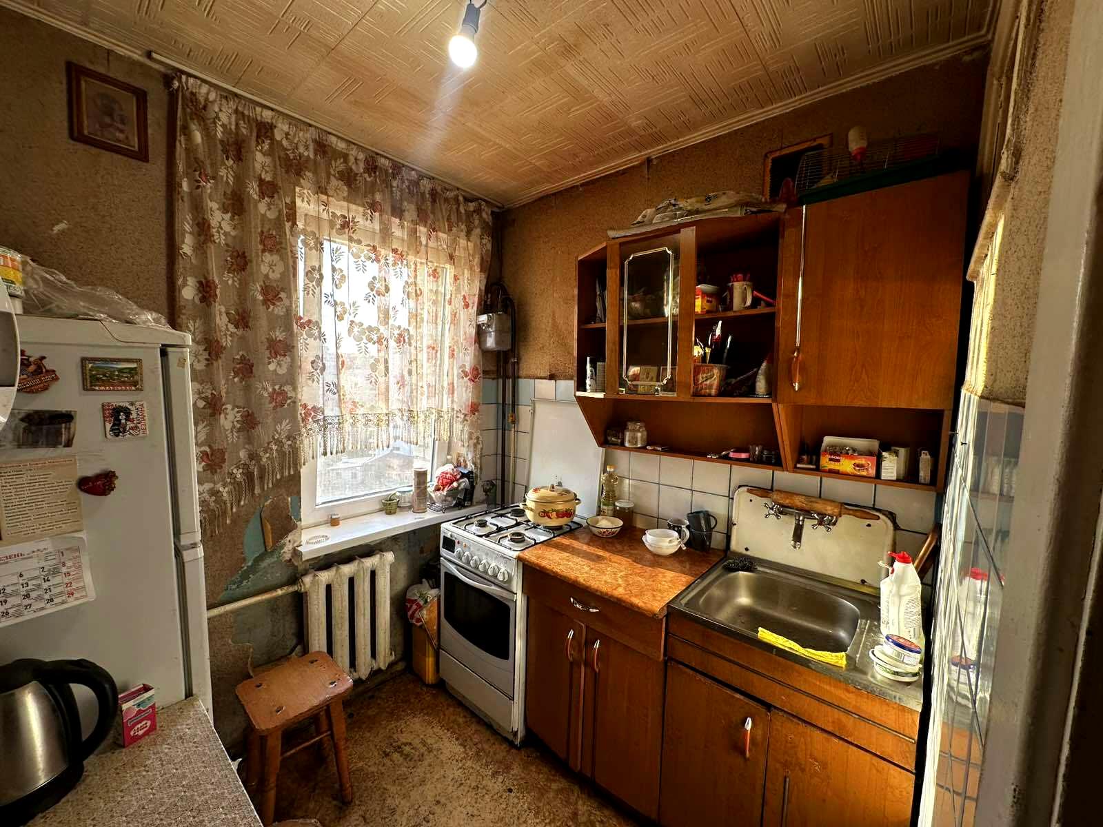 1859658206772294
