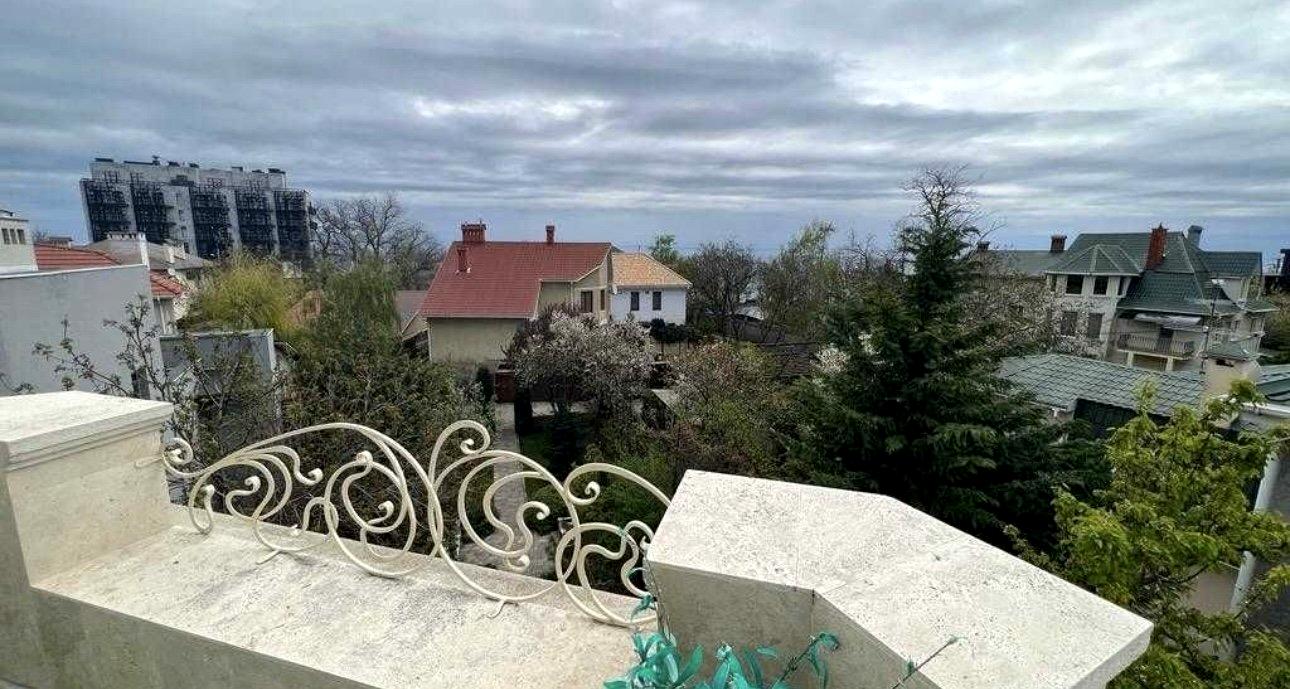 1859739669152160