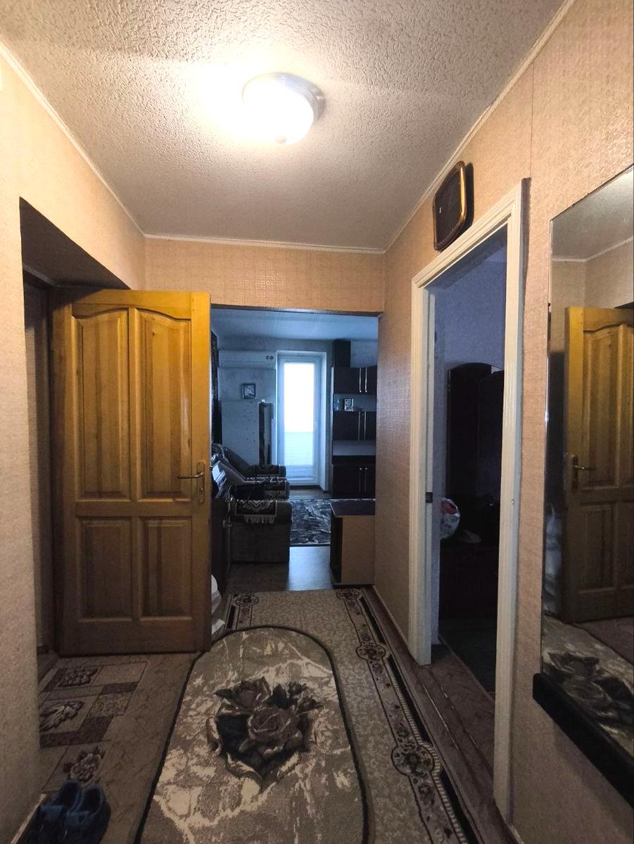 1859748400376703