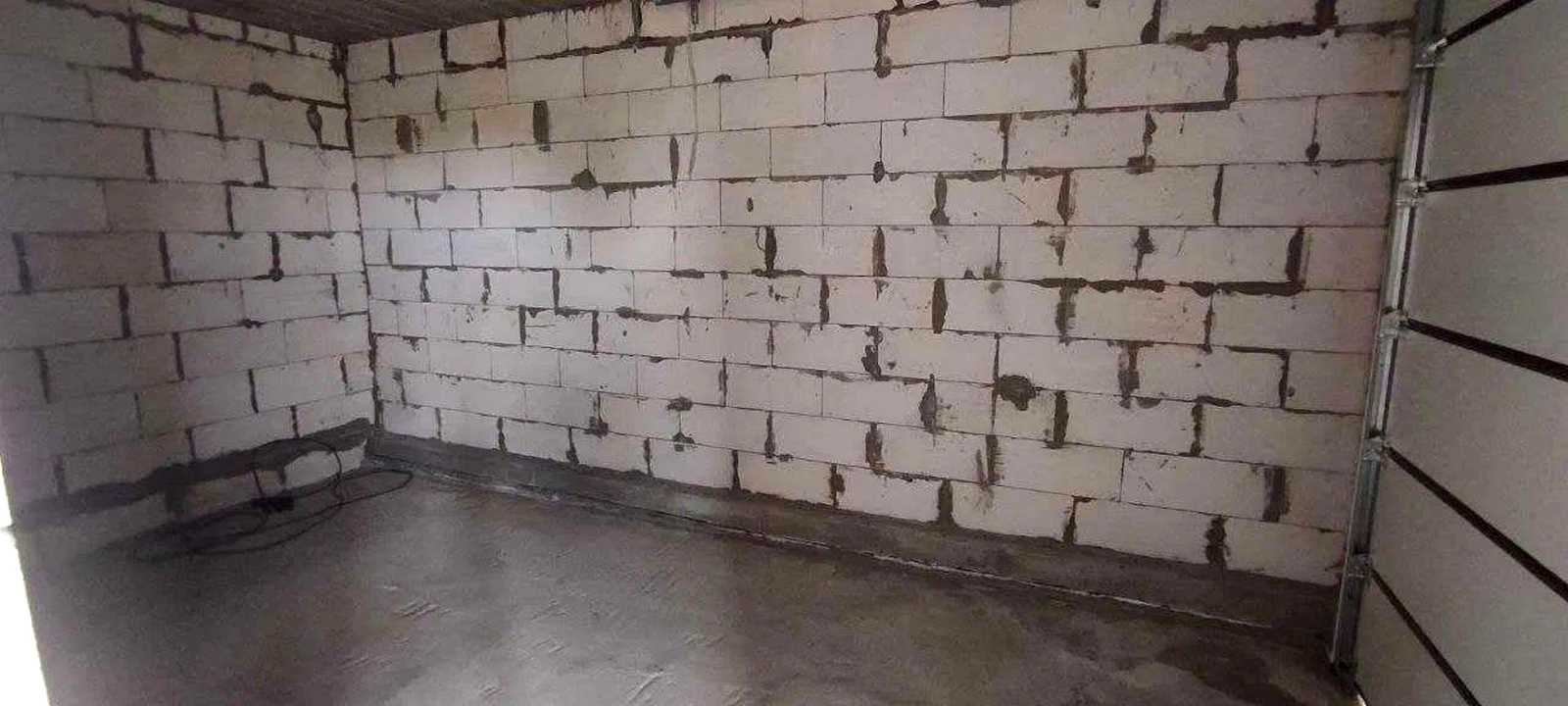 1859758478002646
