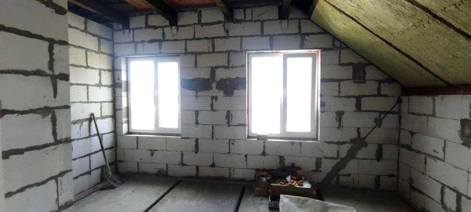 1859758478255378