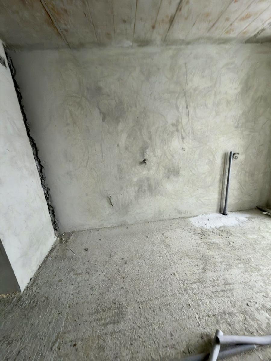 1859807404170358