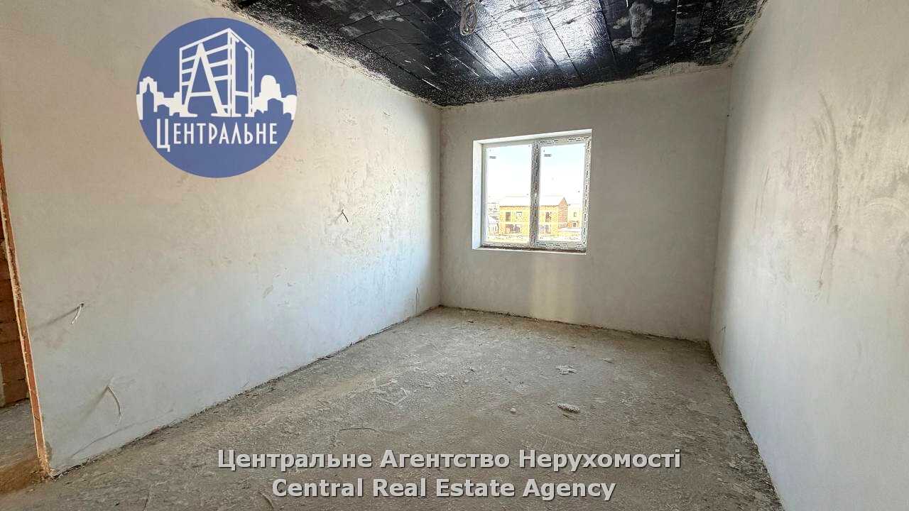 1859904774310279