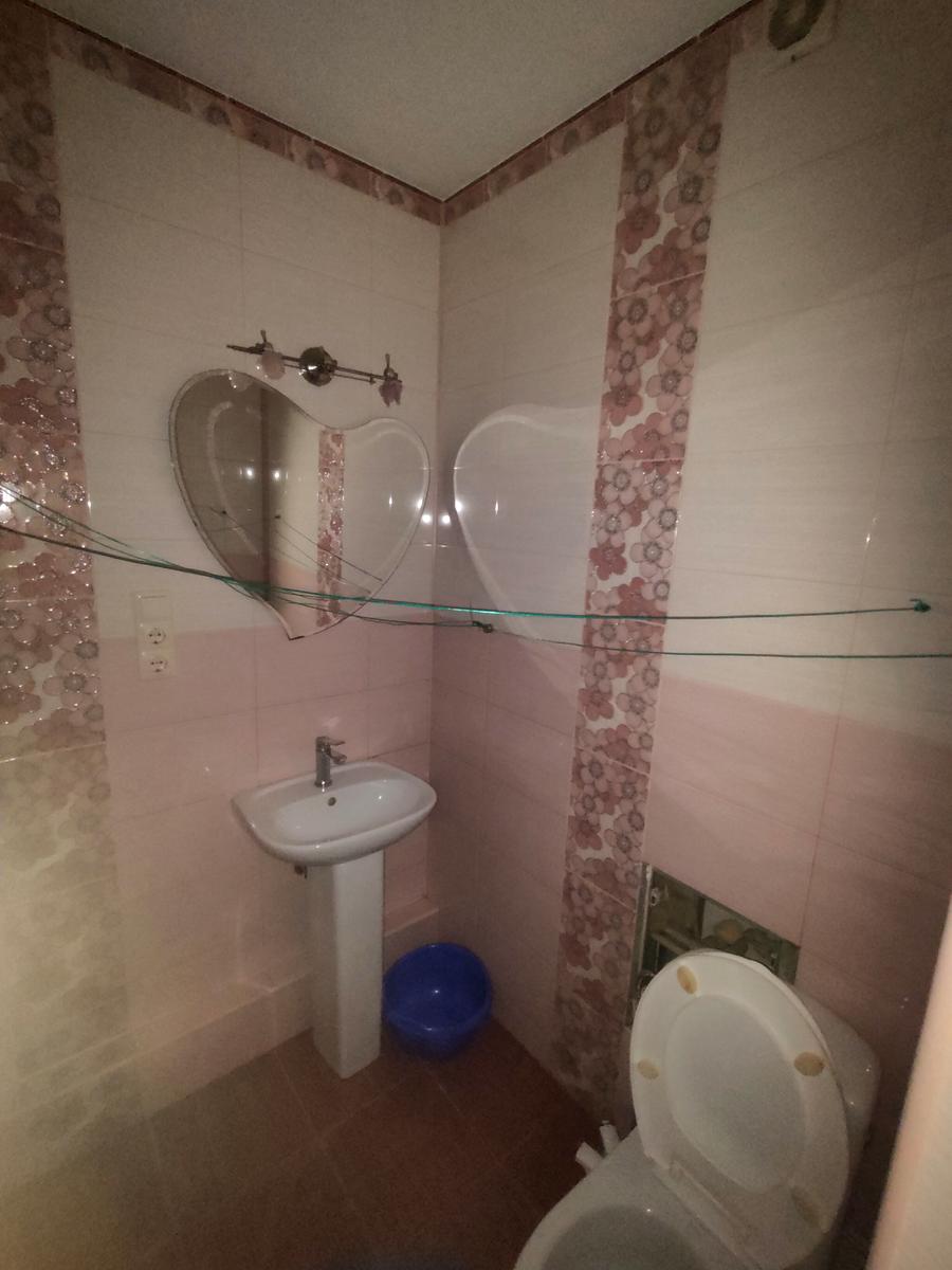 1859907261584663