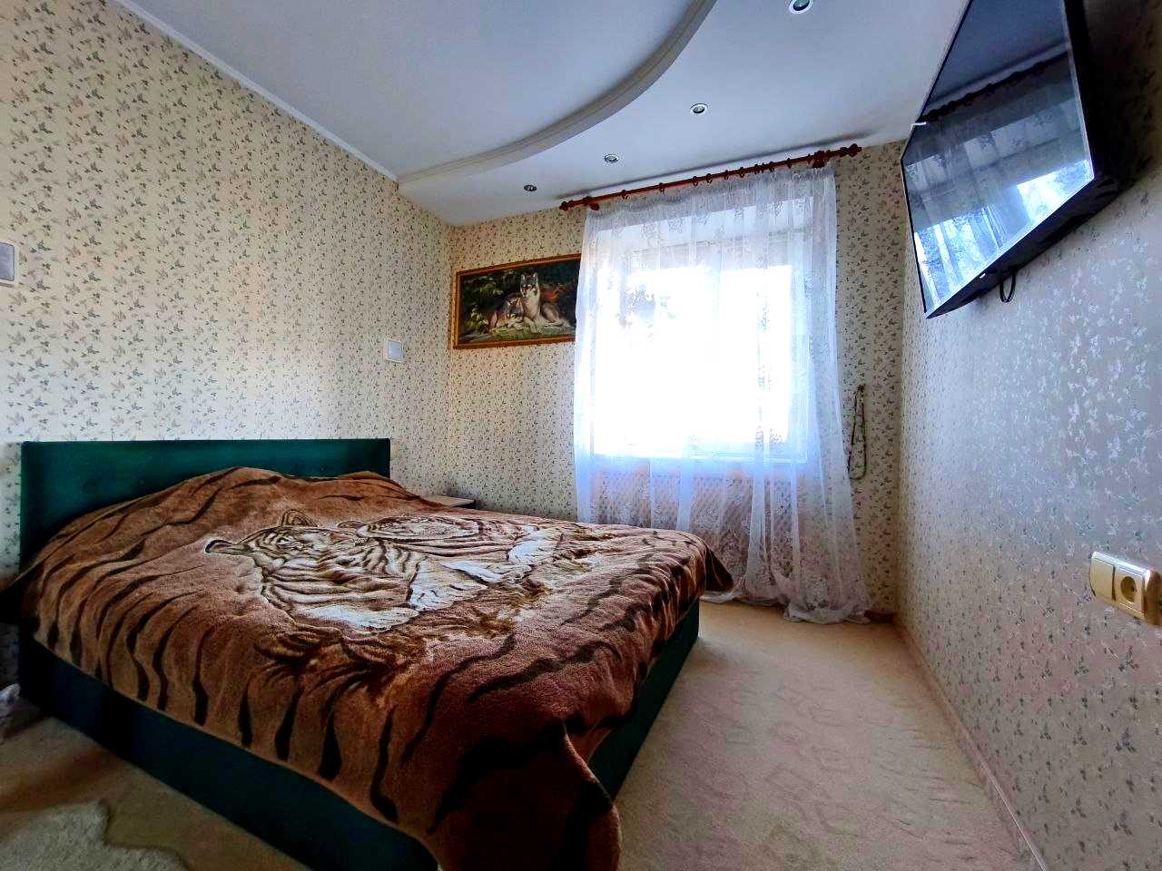 1859912775272366