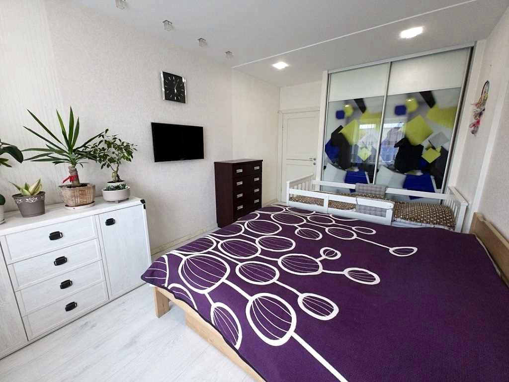 1859916574697799