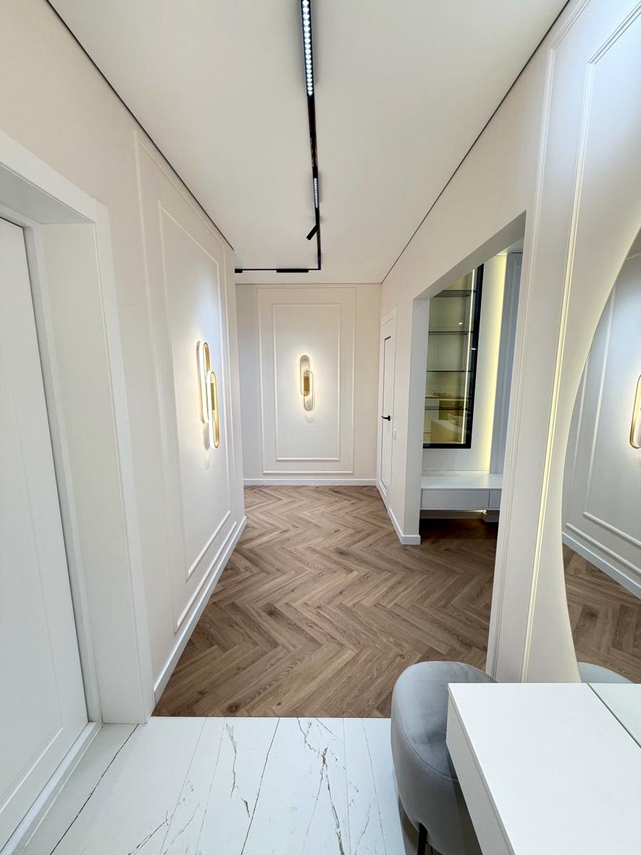 1859935386833402