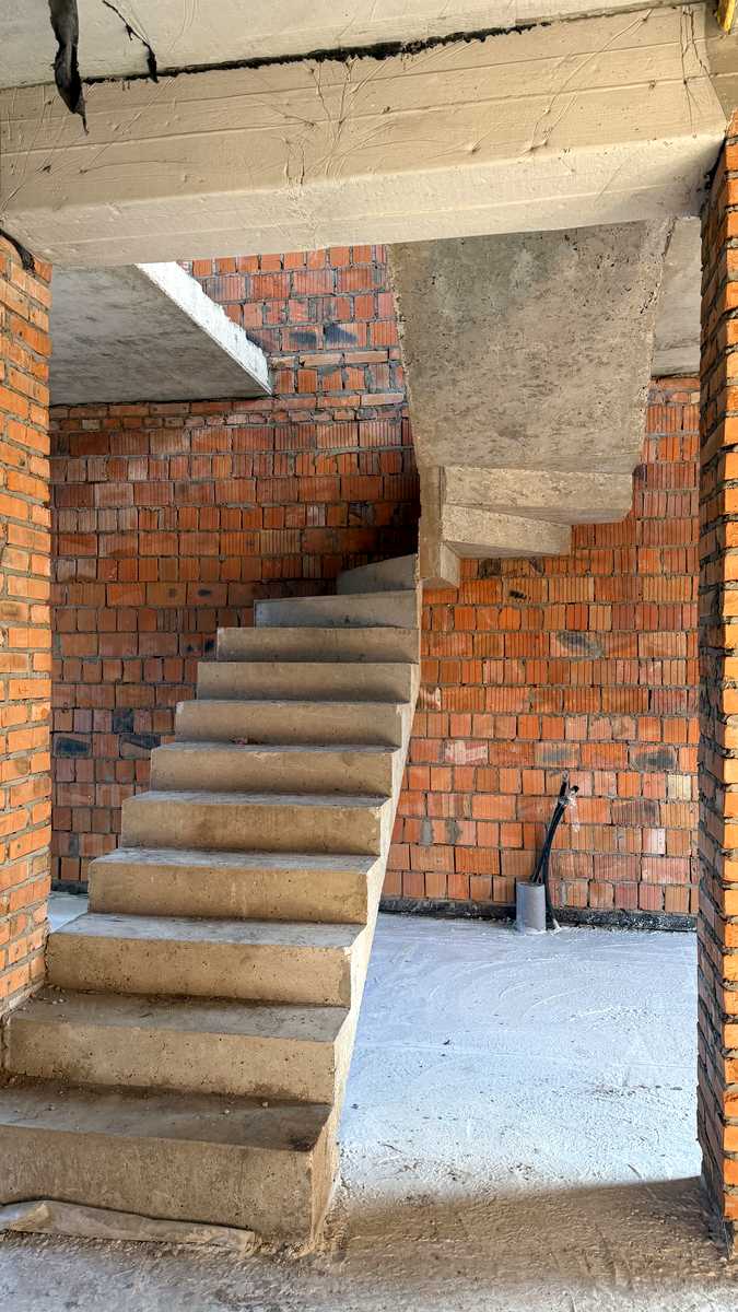 1859940678280664