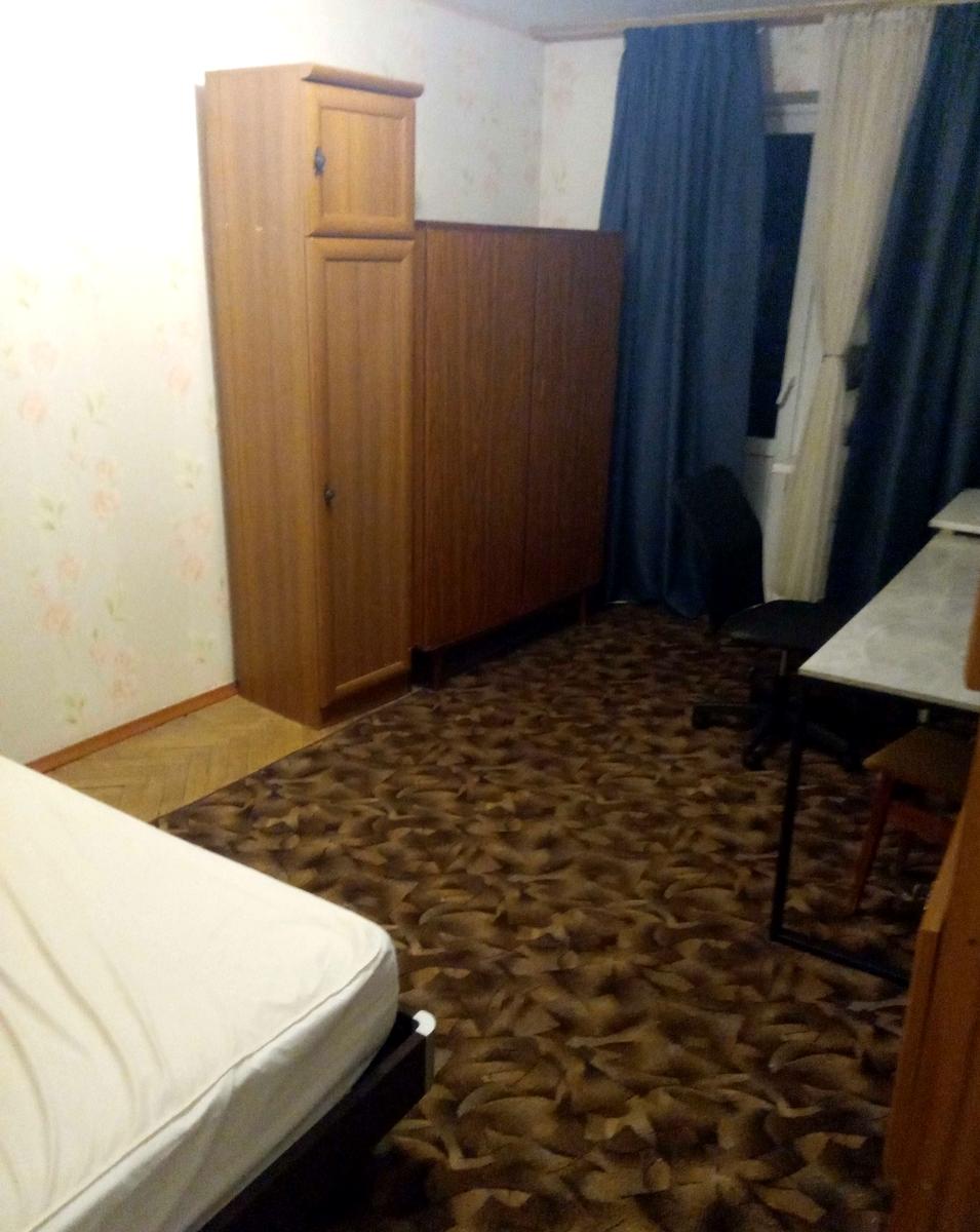 1859963555456326