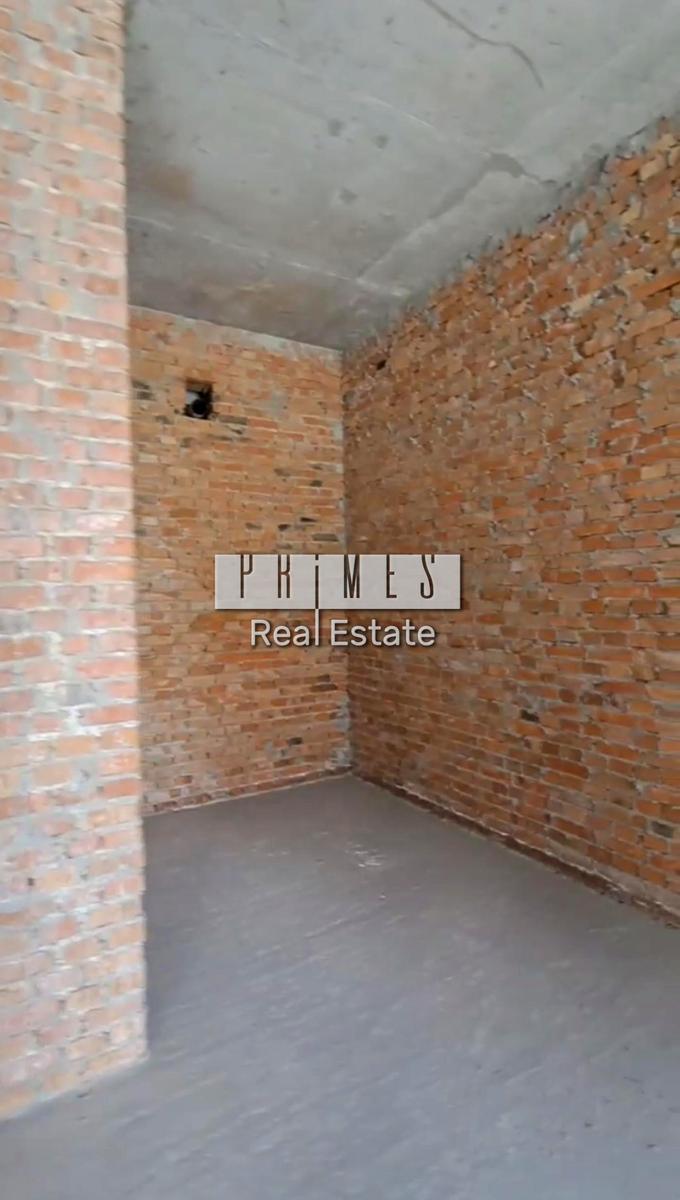 1859998542034562