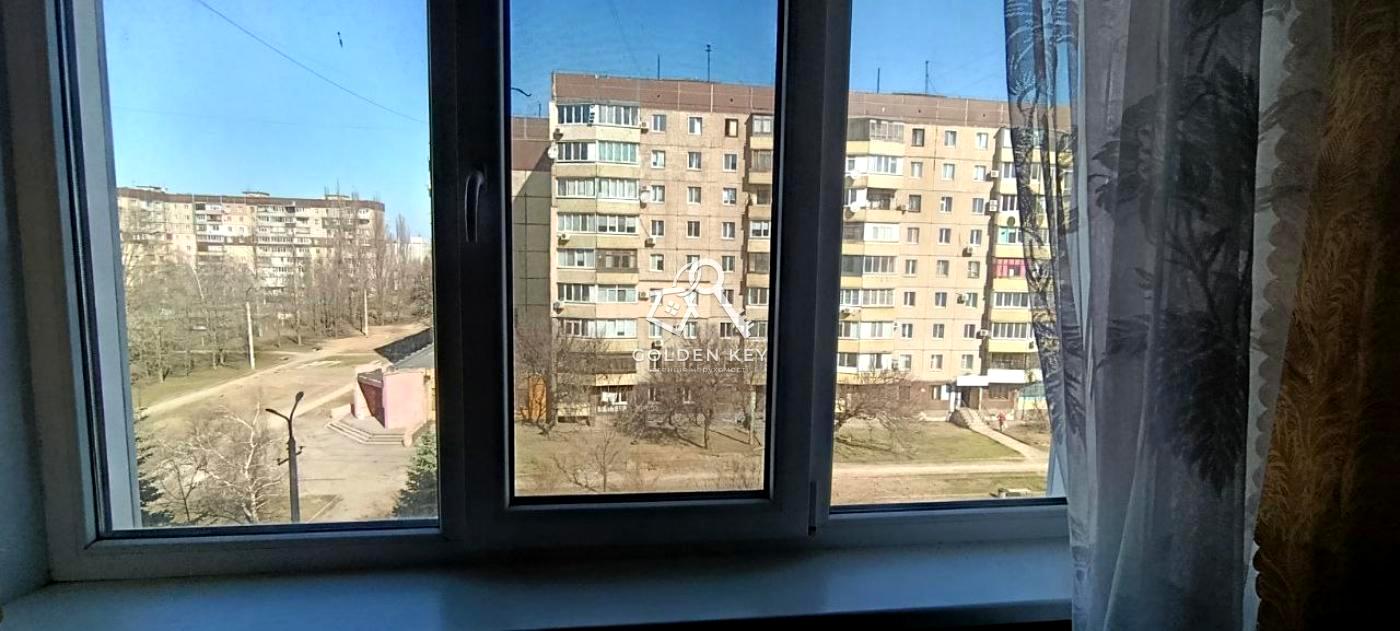 1860001893712901