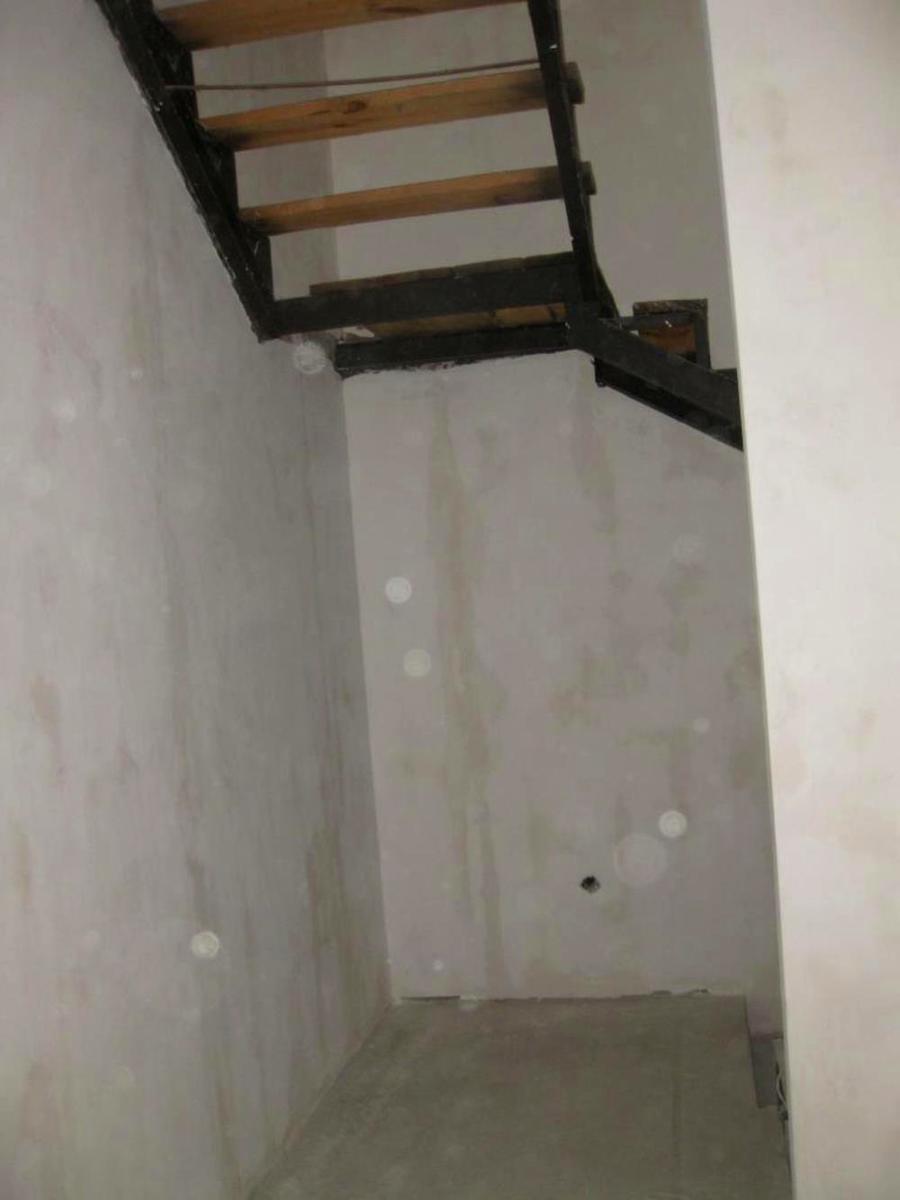 1860018727638405