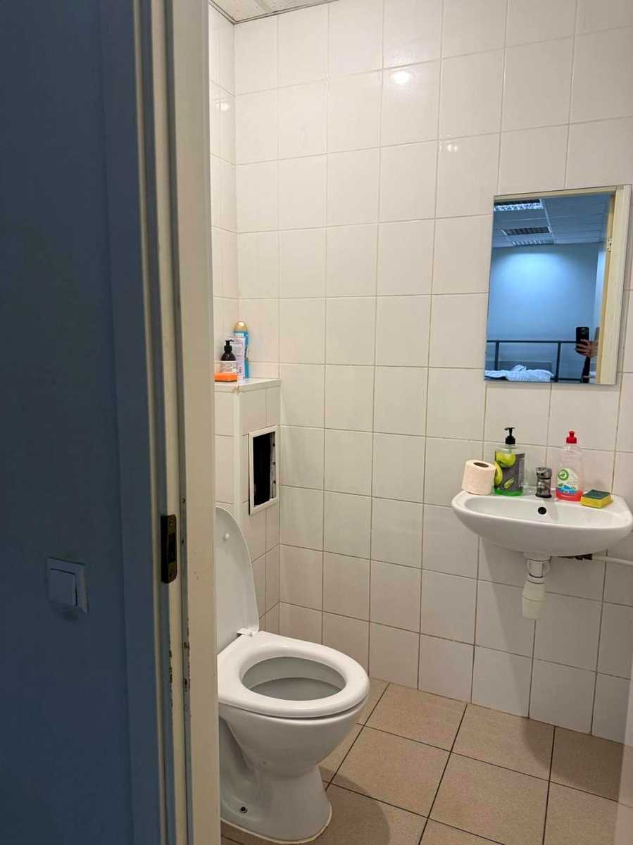 1860064859221677