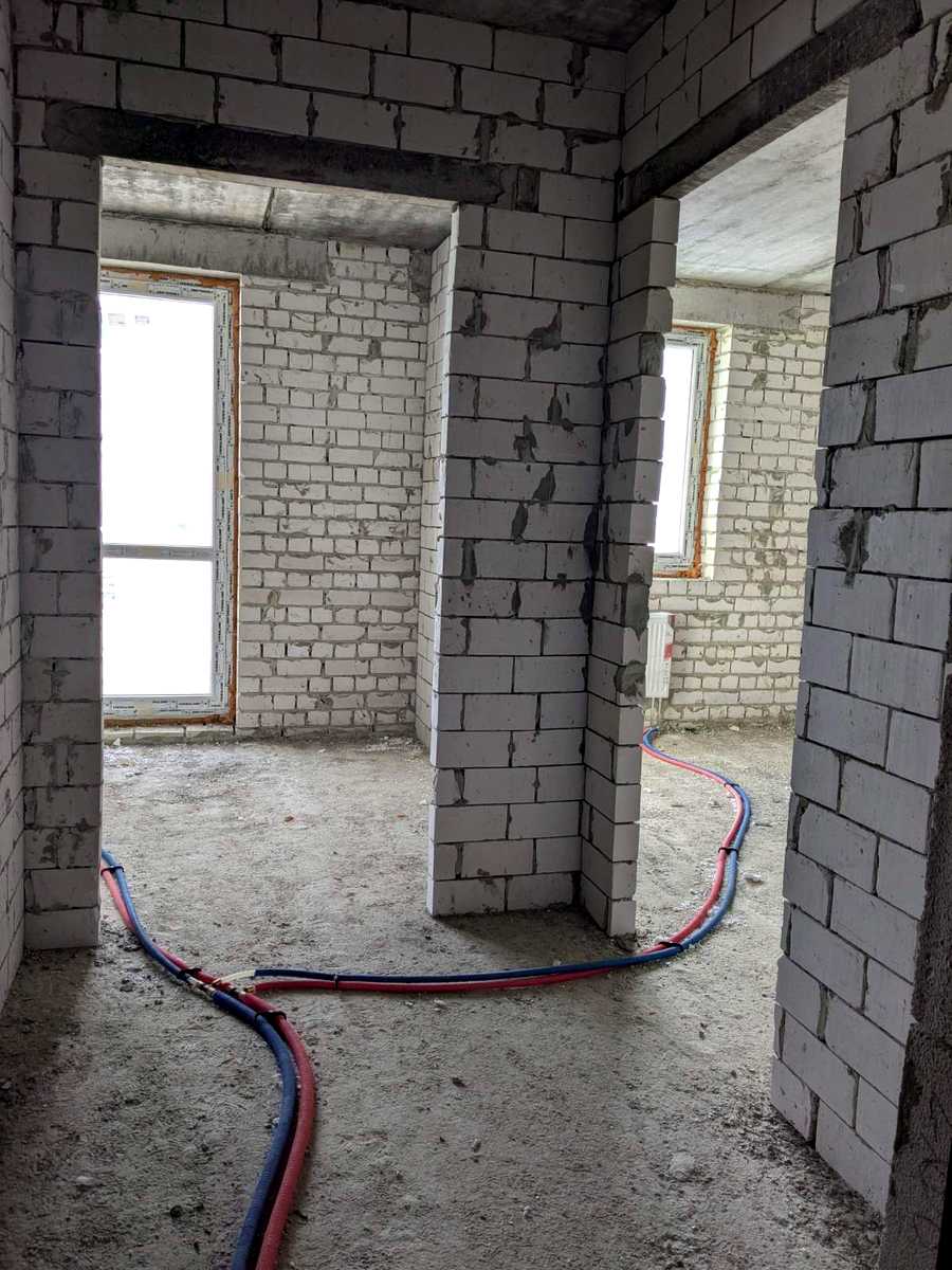 1860076034080951