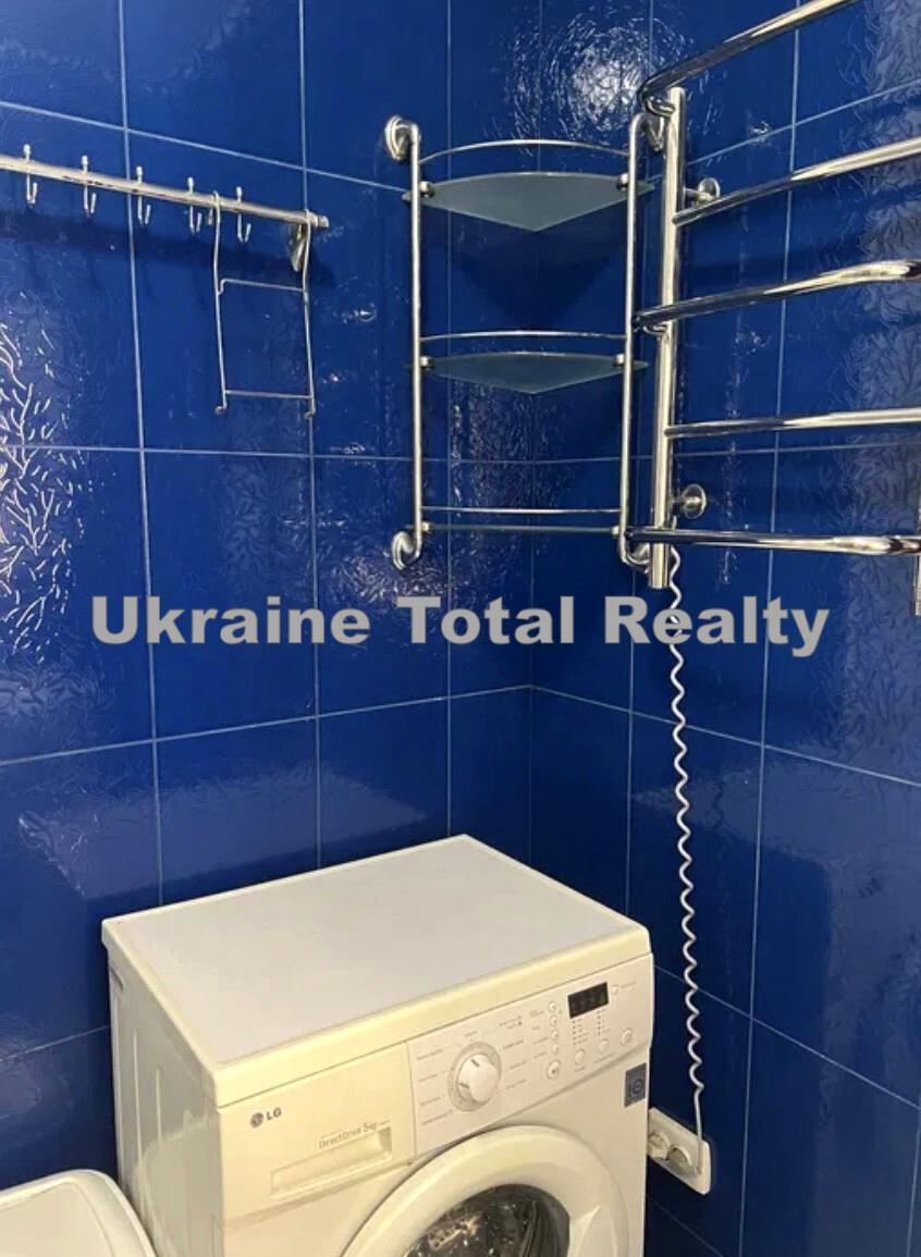 1860087077205532