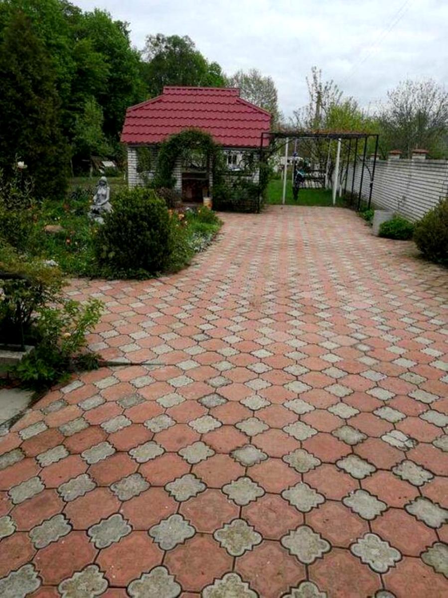 1860088726065333