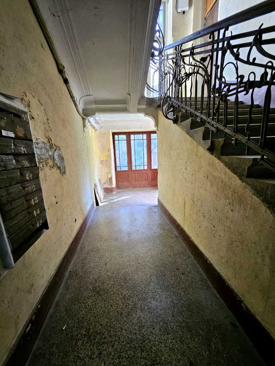 1860091046888994