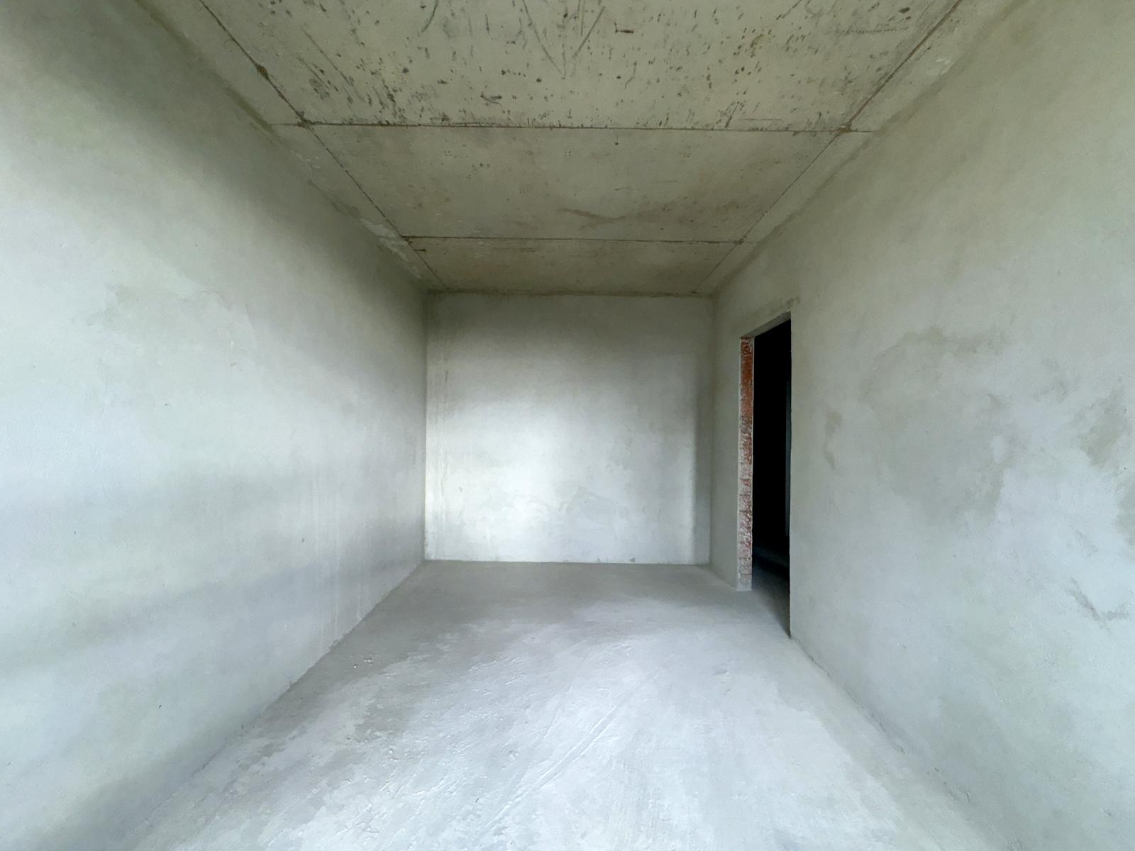 1860096648434562