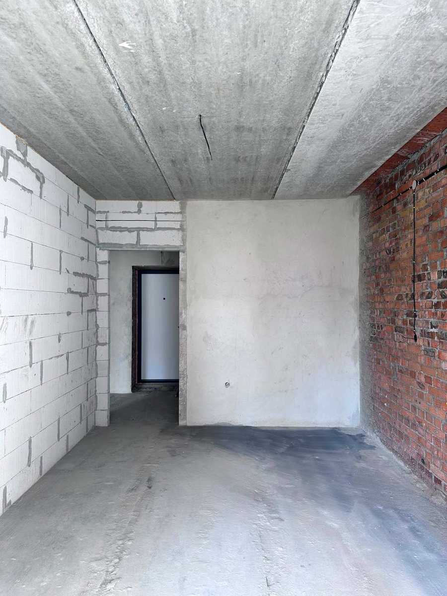 1860096765395704