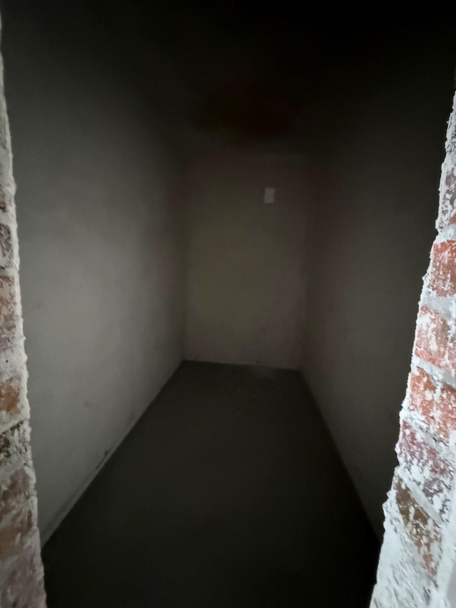 1860096818272064