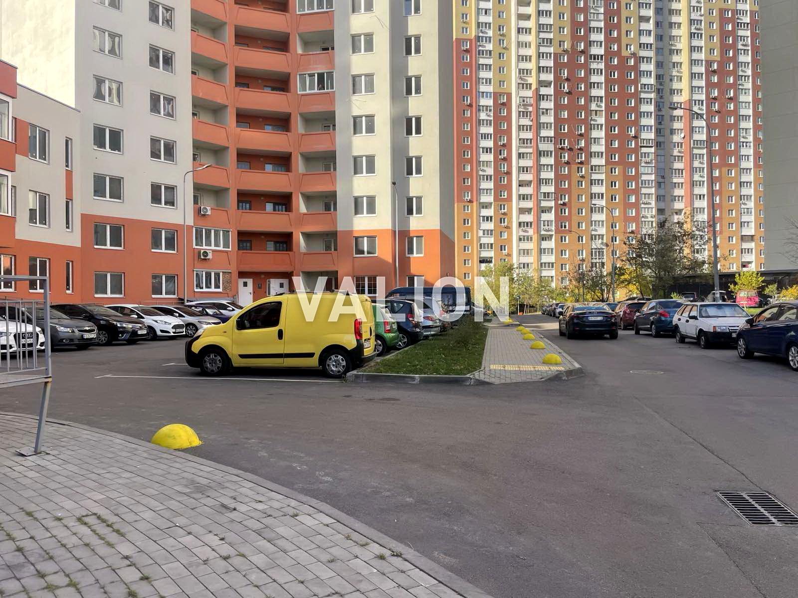 1860097749541305